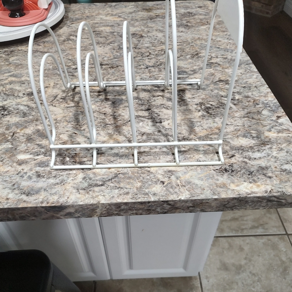 Pan storage